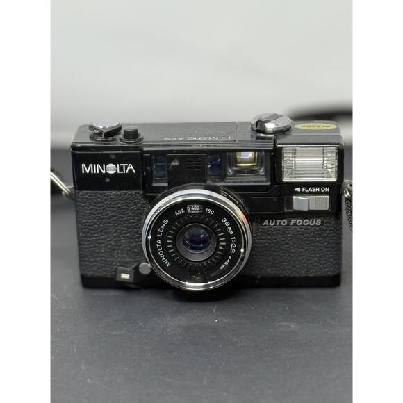 Minolta Hi-Matic AF2-M 38mm f/2.8 Point & Shoot 35 mm Film Camera - Picture 1 of 6